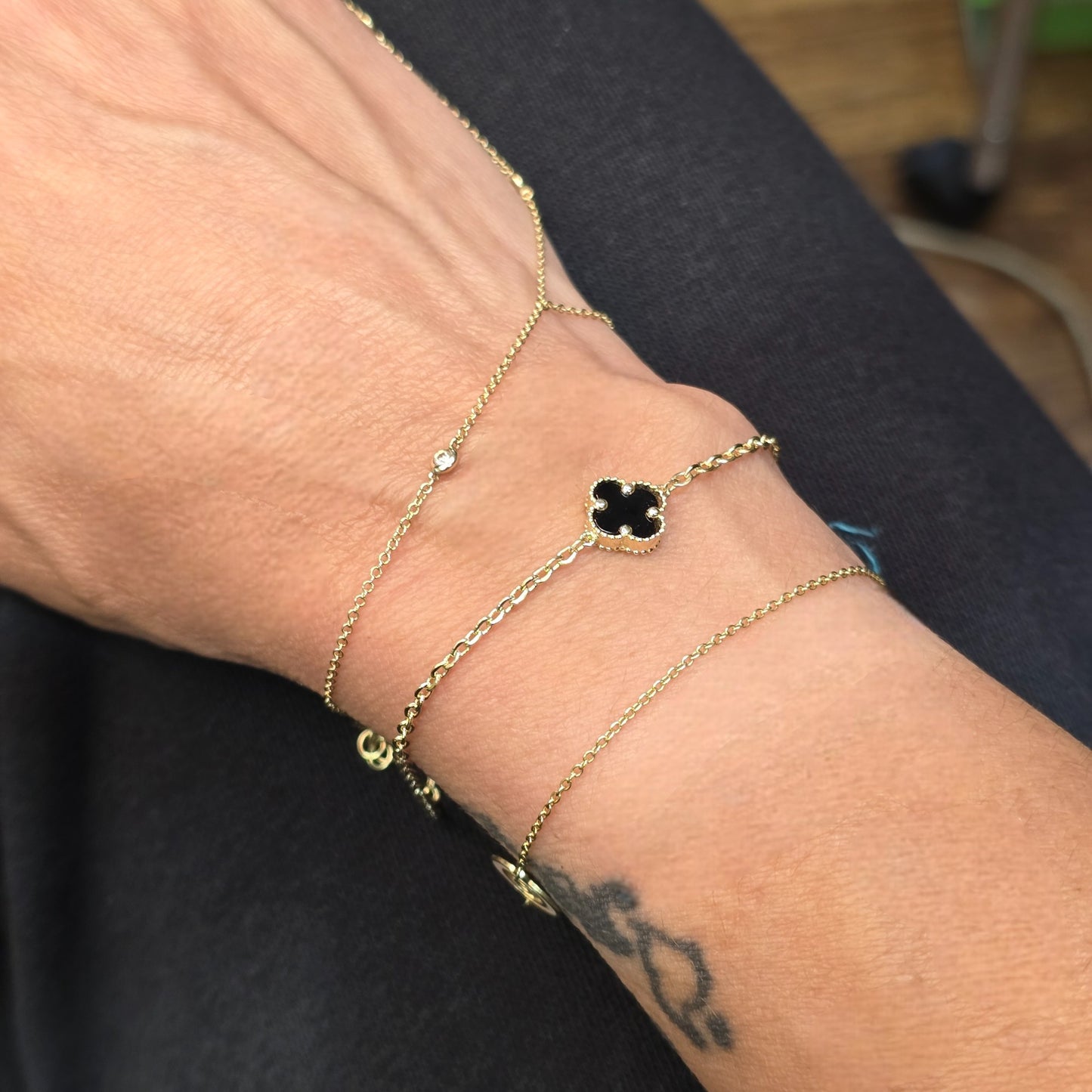 14kt Solid Gold Onyx Clover Bracelet – Dainty Black Onyx Gold Bracelet for Women